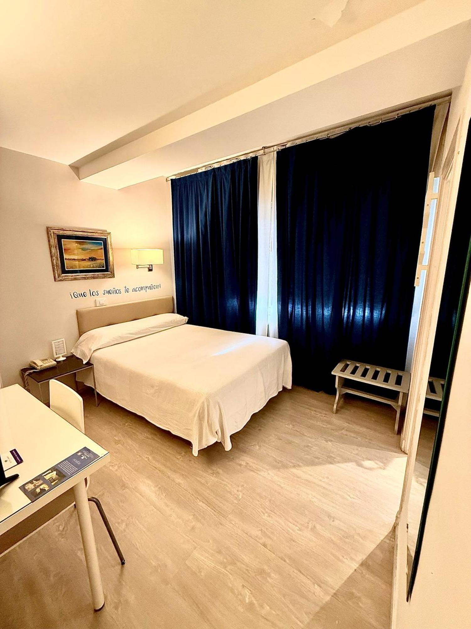 Hotel Virrey Arnedo Exterior photo
