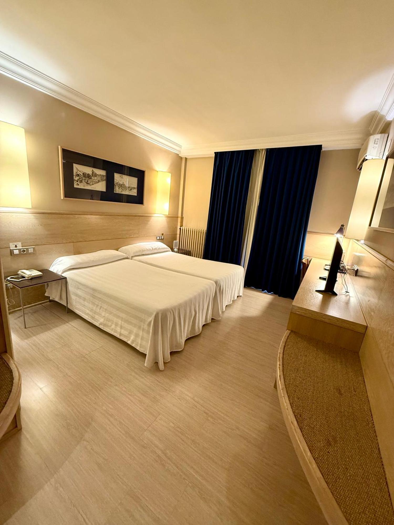 Hotel Virrey Arnedo Exterior photo