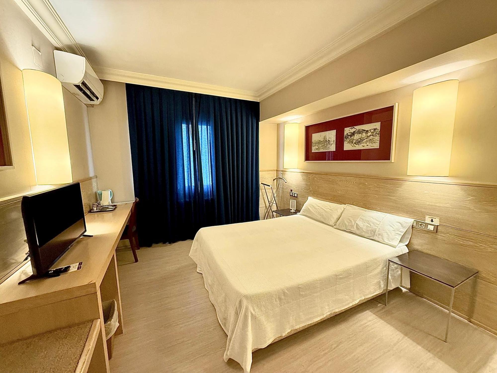 Hotel Virrey Arnedo Exterior photo